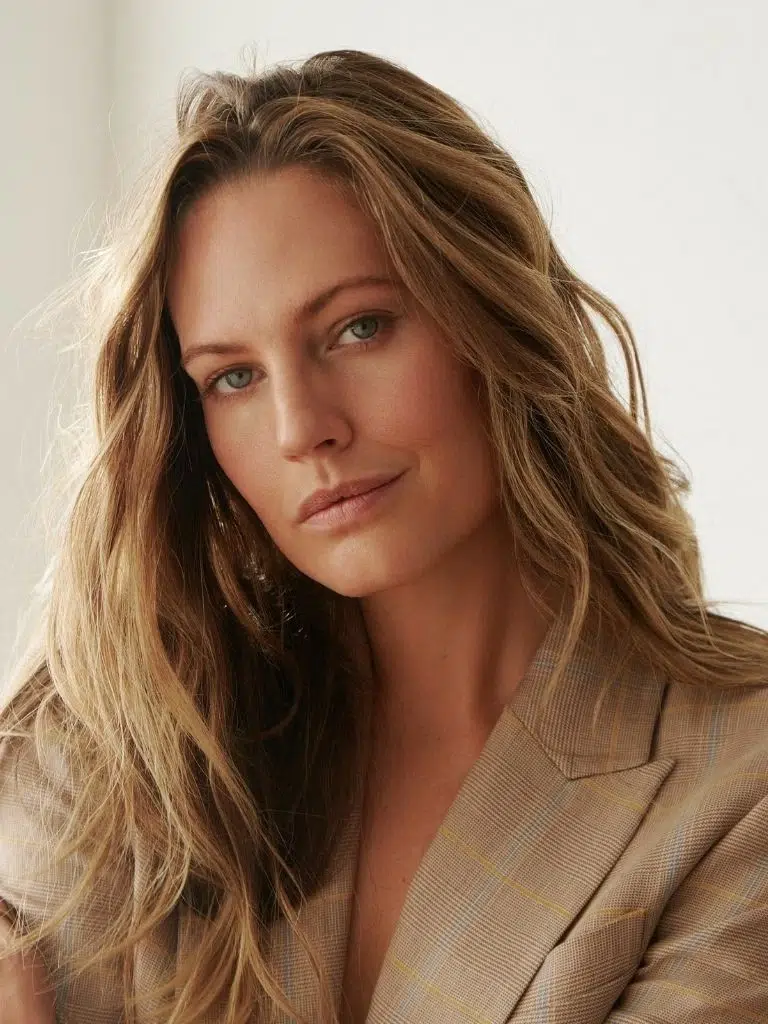 Alexandra Elise Biography: Wiki, Age, Career, Height, Weight, Husband, Net Worth & More